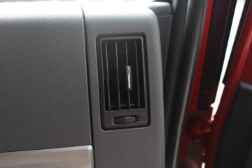 ��������˹ ����X3000 �������� 440���� 6X4ǣ����ͼƬ