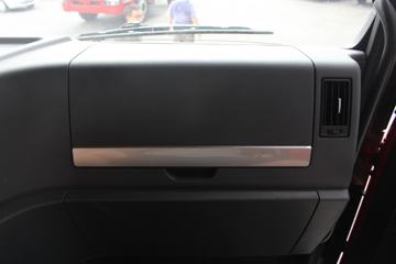 ��������˹ ����X3000 �������� 440���� 6X4ǣ����ͼƬ