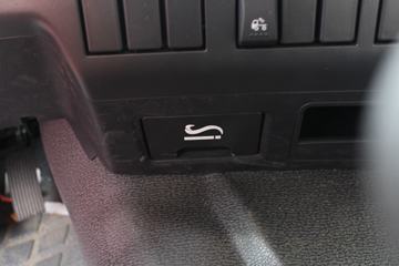 ��������˹ ����X3000 �������� 440���� 6X4ǣ����ͼƬ