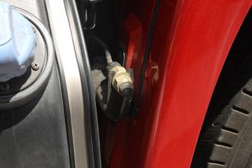 ��������˹ ����X3000 �������� 440���� 6X4ǣ����ͼƬ