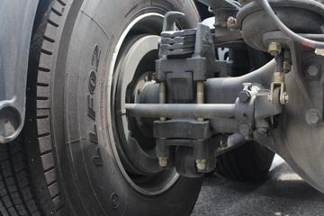 ��������˹ ����X3000 �������� 440���� 6X4ǣ����ͼƬ