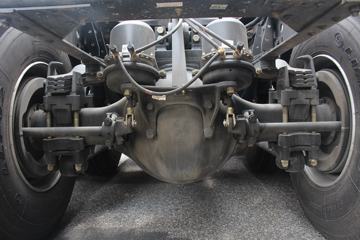 ��������˹ ����X3000 �������� 440���� 6X4ǣ����ͼƬ