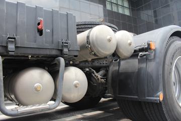 ��������˹ ����X3000 �������� 440���� 6X4ǣ����ͼƬ