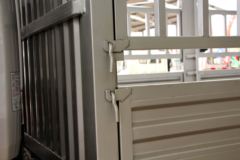 开瑞 绿卡C 城配版 110马力 4.1米单排仓栅式轻卡(SQR5040CCYH29D)