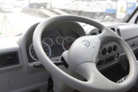 解放金铃&nbsp;载货车驾驶室                                               图片