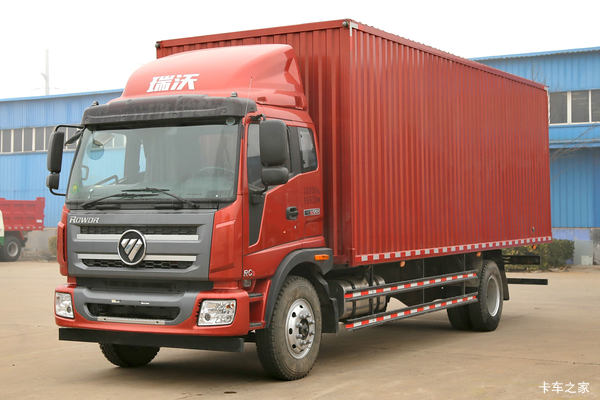 福田 瑞沃中卡 168马力 4X2 7.6米厢式载货车