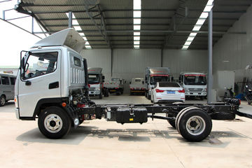 绿卡重载版&nbsp;载货车外观                                                图片