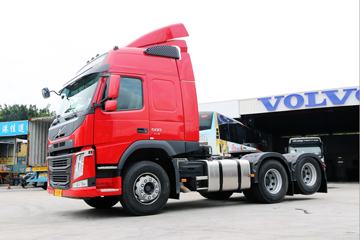 沃尔沃新FM&nbsp;牵引车外观                                                图片