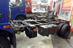 东风 凯普特C 141马力 3308轴距载货车底盘(EQ1041SJ8BD2)