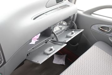 ���� ������D8 156���� 4X2 6.15�׵��������ػ���(EQ1090S8BDE)ͼƬ