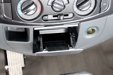 ���� ������D8 156���� 4X2 6.15�׵��������ػ���(EQ1090S8BDE)ͼƬ