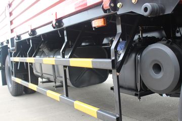 ���� ������D8 156���� 4X2 6.15�׵��������ػ���(EQ1090S8BDE)ͼƬ