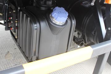 ���� ������D8 156���� 4X2 6.15�׵��������ػ���(EQ1090S8BDE)ͼƬ