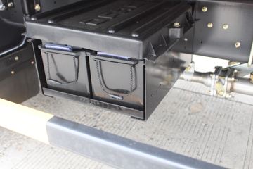 ���� ������D8 156���� 4X2 6.15�׵��������ػ���(EQ1090S8BDE)ͼƬ