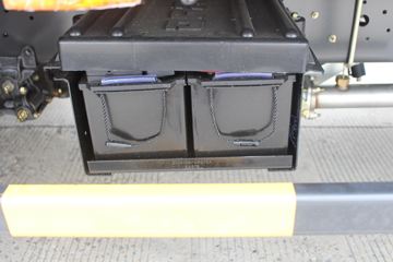 ���� ������D8 156���� 4X2 6.15�׵��������ػ���(EQ1090S8BDE)ͼƬ