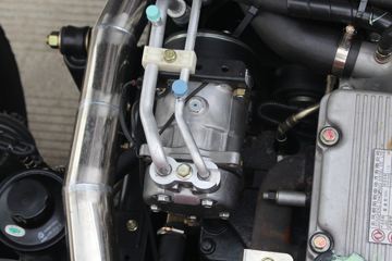 ���� ������D8 156���� 4X2 6.15�׵��������ػ���(EQ1090S8BDE)ͼƬ