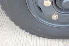 东风 多利卡D8 156马力 4X2 6.15米单排栏板载货车(EQ1090S8BDE)