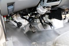 长安跨越 新豹二代 1.5L 112马力 2.71米双排栏板微卡(SC1031AAS56)