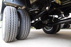 长安跨越 新豹二代 1.5L 112马力 2.71米双排栏板微卡(SC1031AAS56)