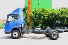 江淮 帅铃H330 152马力 单排轻卡底盘 江淮 帅铃H330 152马力 单排轻卡底盘