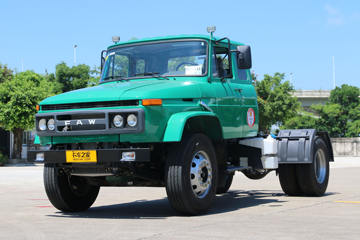 一汽柳特 经济型长头重卡 290马力 4X2牵引车(CA4176K2E5R7A90)