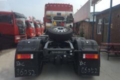 东风商用车 天龙重卡 375马力 6X4天然气牵引车(EQ4250GD5N1)
