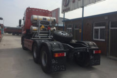 东风商用车 天龙重卡 375马力 6X4天然气牵引车(EQ4250GD5N1)