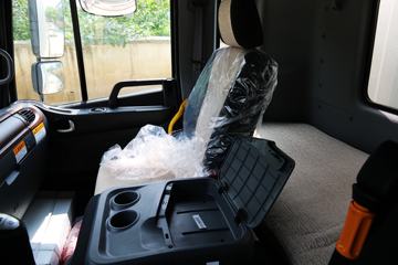 ���� �����A5L�п� 160���� 4X2 7.8����ʽ�ػ���(HFC5161XXYP3K1A47V)ͼƬ