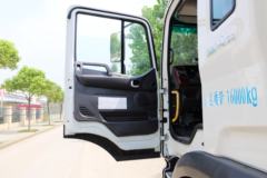 江淮 格尔发A5L中卡 160马力 4X2 7.8米厢式载货车(HFC5161XXYP3K1A47V)