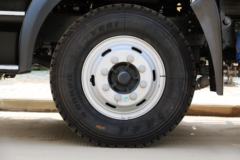 江淮 格尔发A5L中卡 160马力 4X2 7.8米厢式载货车(HFC5161XXYP3K1A47V)