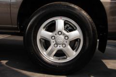 上汽大通 V80 2016款 136马力 商旅手动版 长轴中顶MPV(右移门)(国五)