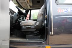 一汽柳特 新安捷L5R重卡 350马力 6X4危险品长头牵引车(CA4256K2E4R5T1A92)