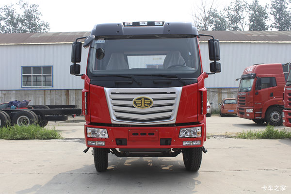 一汽柳特 金陆中卡 240马力 6X2 7.7米仓栅式载货车