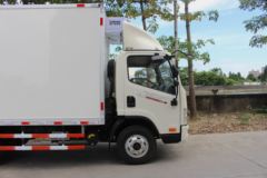 解放 J6F 150马力 4X2 冷藏车(CA5041XLCP40K2L1E4A84)