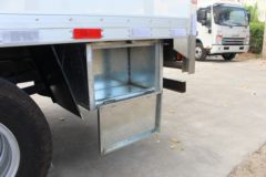 解放 J6F 150马力 4X2 冷藏车(CA5041XLCP40K2L1E4A84)