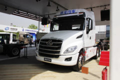 东风柳汽 乘龙T7重卡 520马力 6X4长头牵引车(LZ4251T7DB)