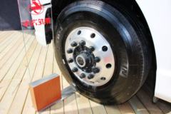 东风柳汽 乘龙T7重卡 520马力 6X4长头牵引车(LZ4251T7DB)