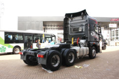 青岛解放 JH6重卡 460马力 6X4牵引车(CA4250P25K2T1E4)