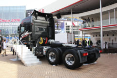 青岛解放 JH6重卡 460马力 6X4牵引车(CA4250P25K2T1E4)