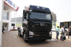 青岛解放 JH6重卡 460马力 6X4牵引车(CA4250P25K2T1E4)