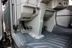 青岛解放 JH6重卡 460马力 6X4牵引车(CA4250P25K2T1E4)