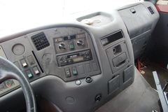 陕汽 奥龙重卡 300马力 6X4 5.4米自卸车(SX3255BM354)