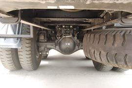 德龙F2000&nbsp;自卸车底盘                                                图片