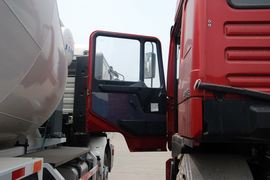 德龙F2000&nbsp;牵引车驾驶室                                               图片