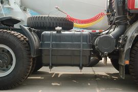 德龙F2000&nbsp;牵引车底盘                                                图片