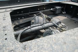 奥龙&nbsp;自卸车底盘                                                图片