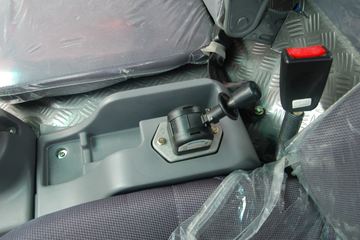 ���� �����п� 130���� 4X2 �����ػ���(HFC1120KR1)ͼƬ