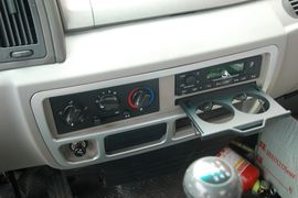 威铃&nbsp;载货车驾驶室                                               图片