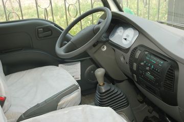 ���� ŷ����Nϵ 95���� 4.3�׵��������ῨͼƬ