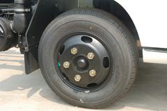 福田 欧马可A系 95马力 3360轴距单排轻卡底盘